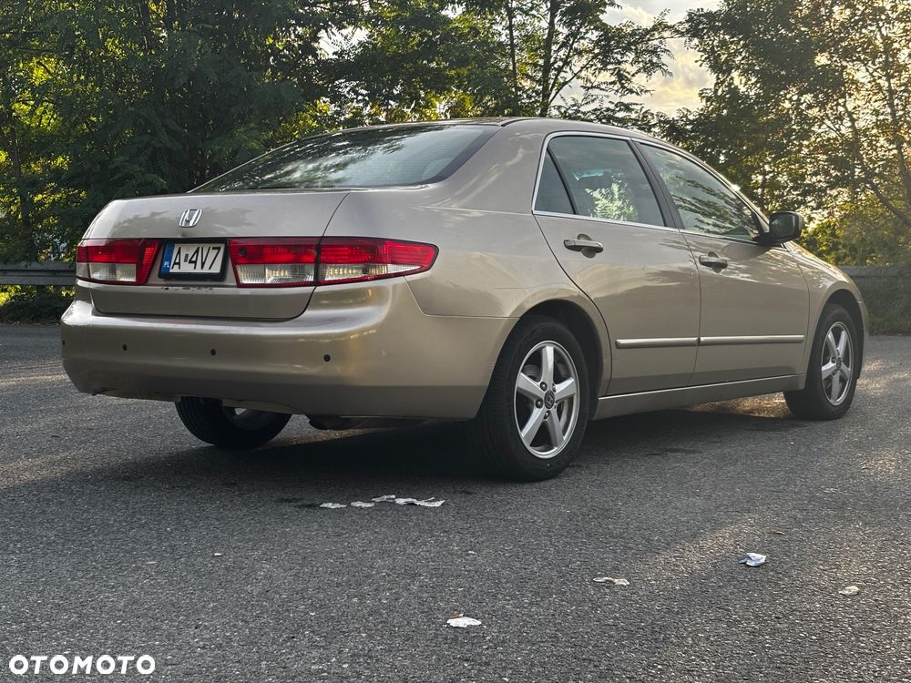 Honda Accord 2.4 LX - 4