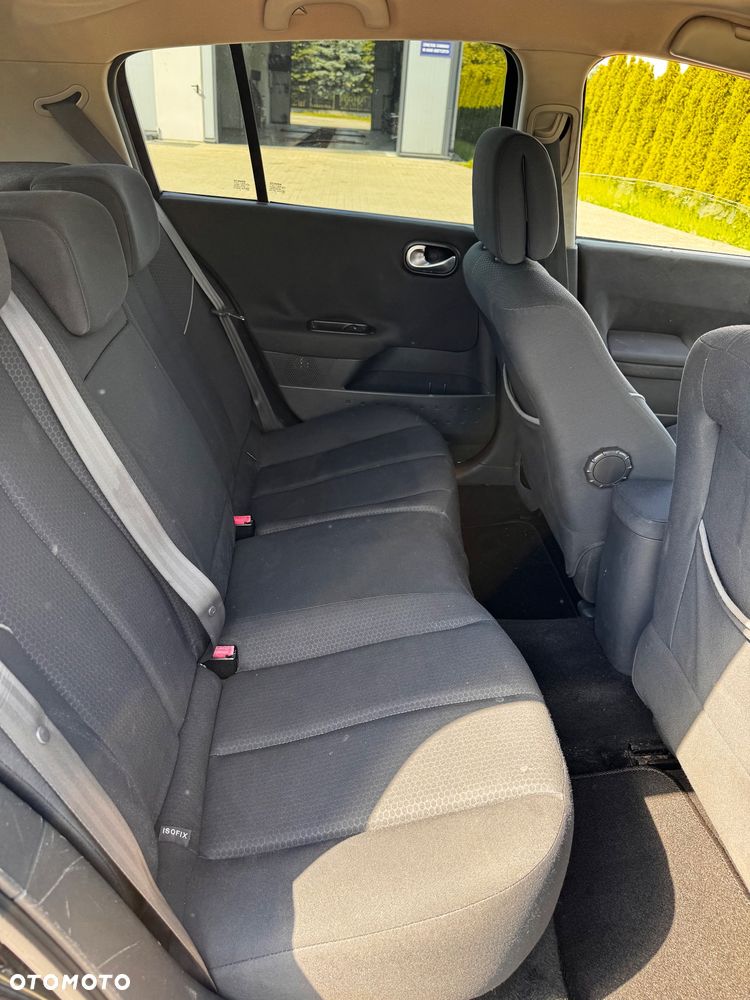 Renault Megane 1.6 16V Confort Privilege - 22
