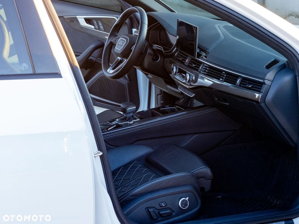 Audi S4 Limousine - 16