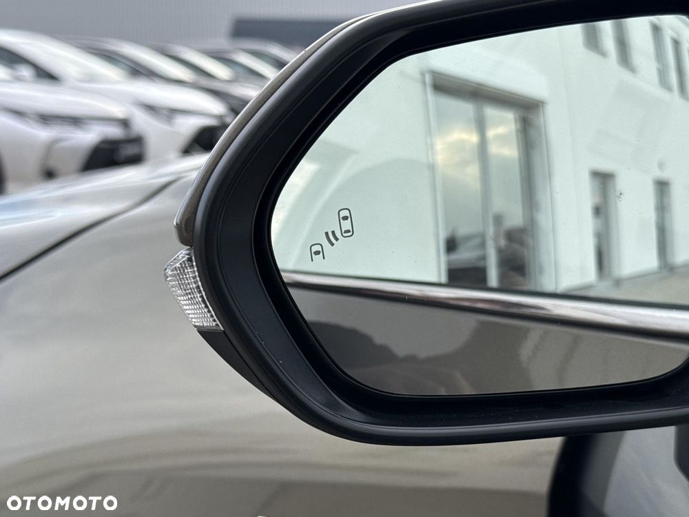 Toyota Corolla 1.8 Hybrid Executive - 18