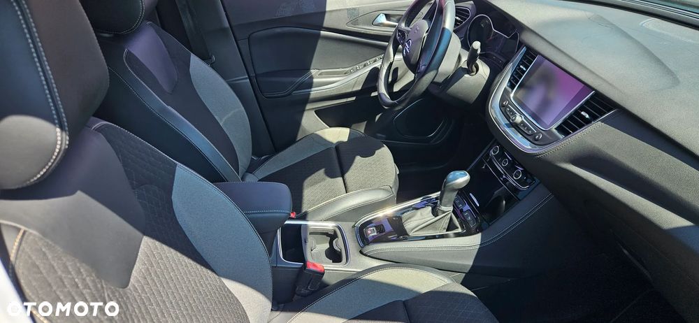 Opel Grandland X 1.5 D Start/Stop Automatik INNOVATION - 11