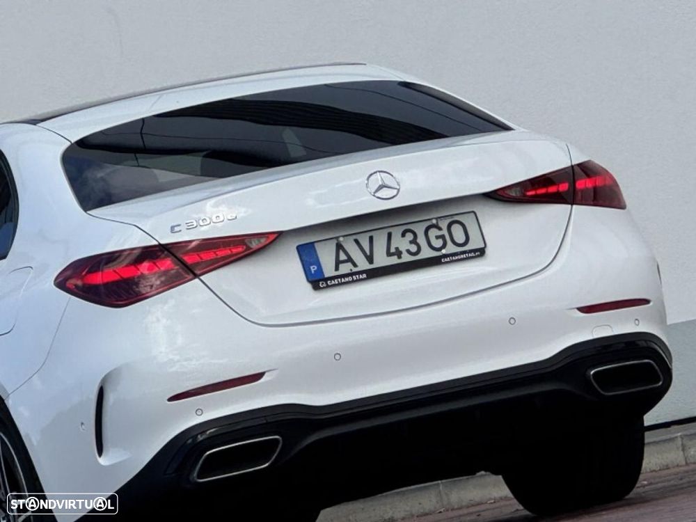 Mercedes-Benz C 300 e AMG Line - 52