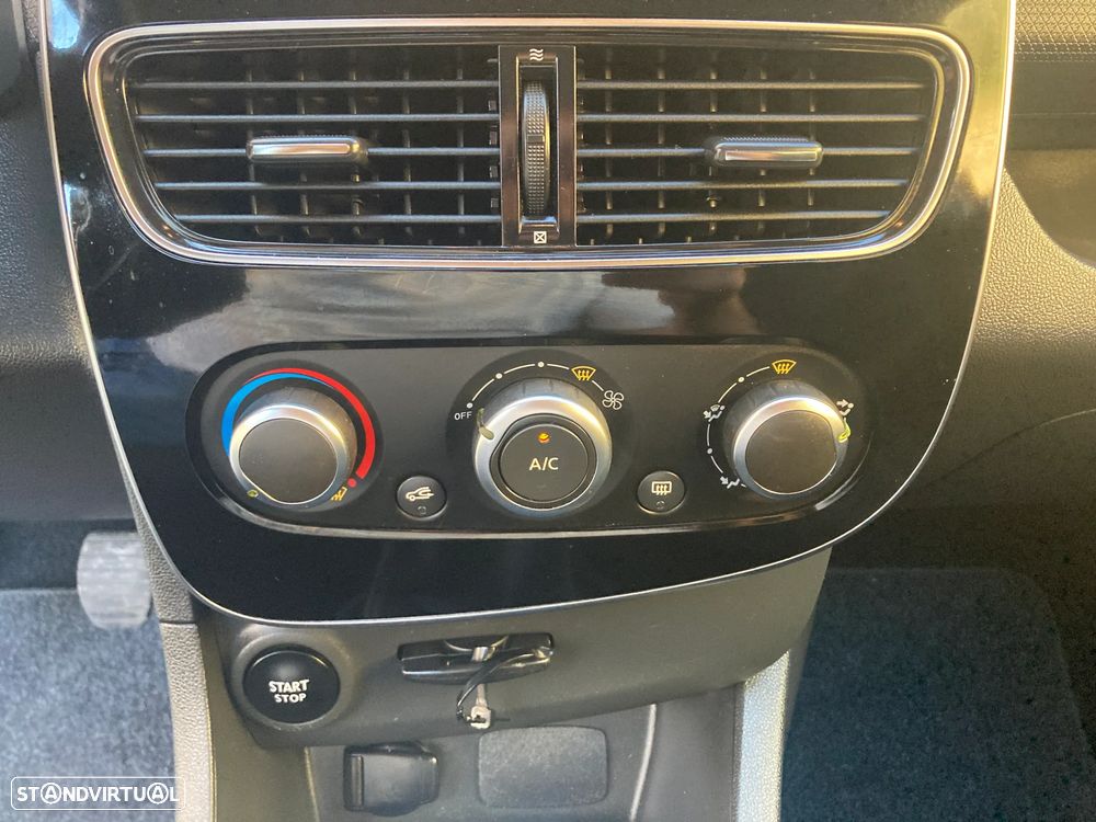 Renault Clio Sport Tourer 1.5 dCi Limited - 22