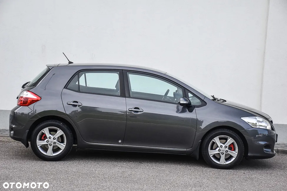 Toyota Auris 2.0 D-4D Prestige - 15