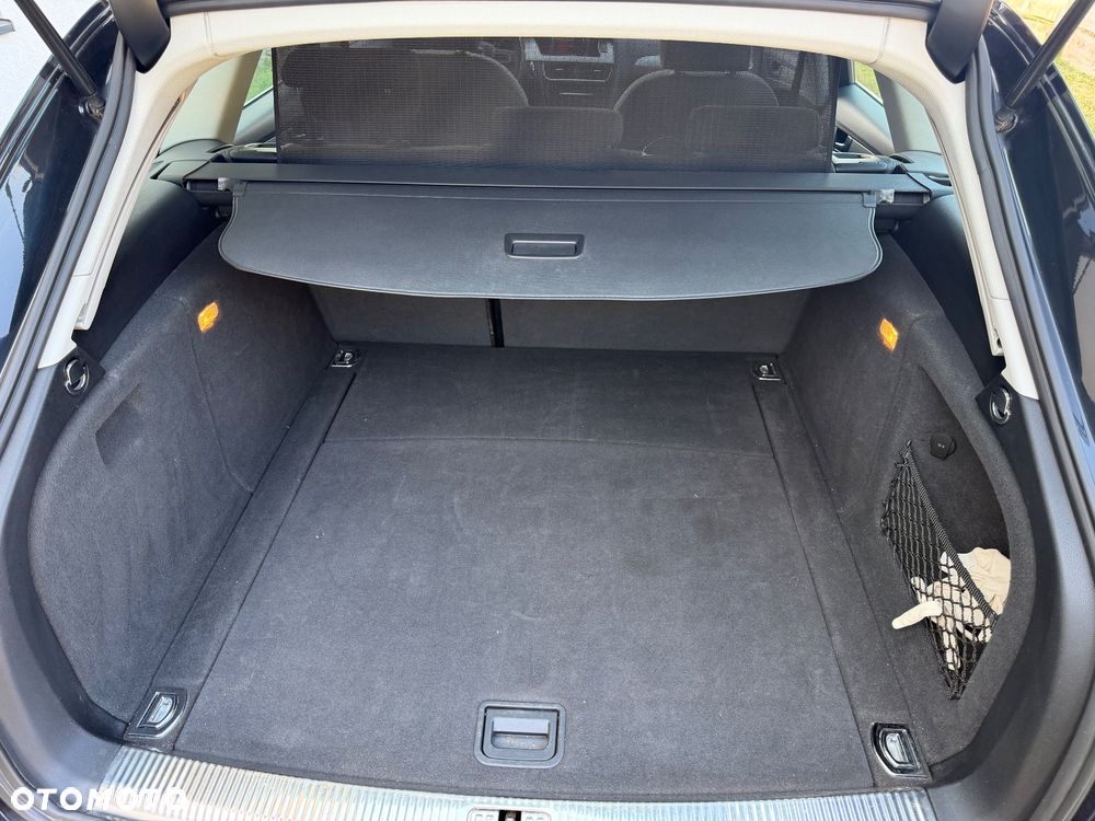 Audi A4 Avant 2.0 TDI DPF Ambition - 9