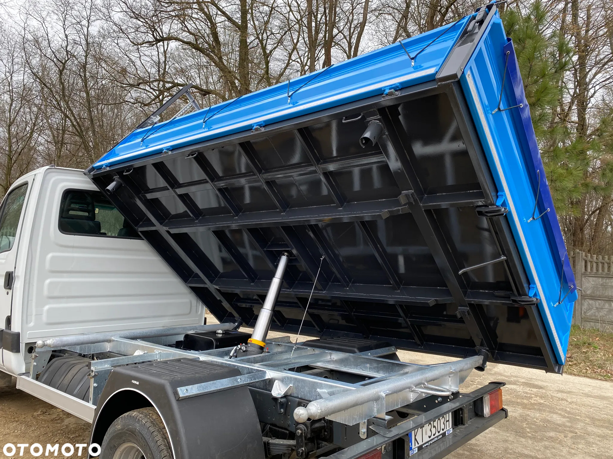 Nissan Cabstar - 4