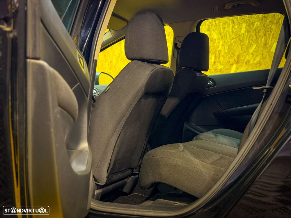 Peugeot 308 SW 1.6 HDi Executive CVM6 - 19