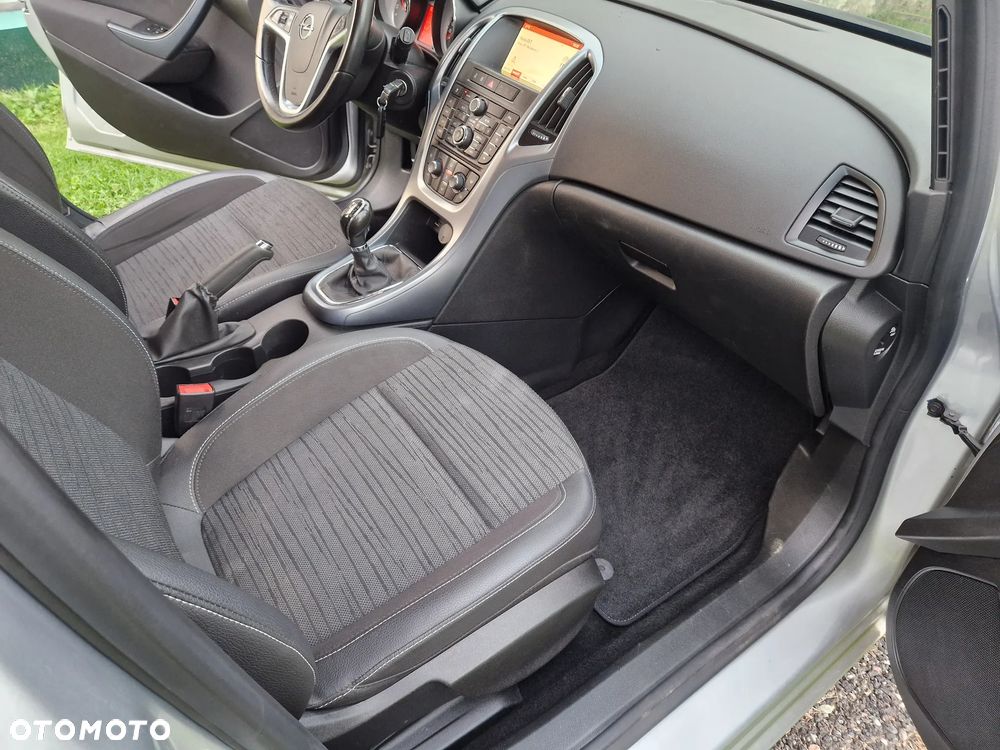Opel Astra - 12