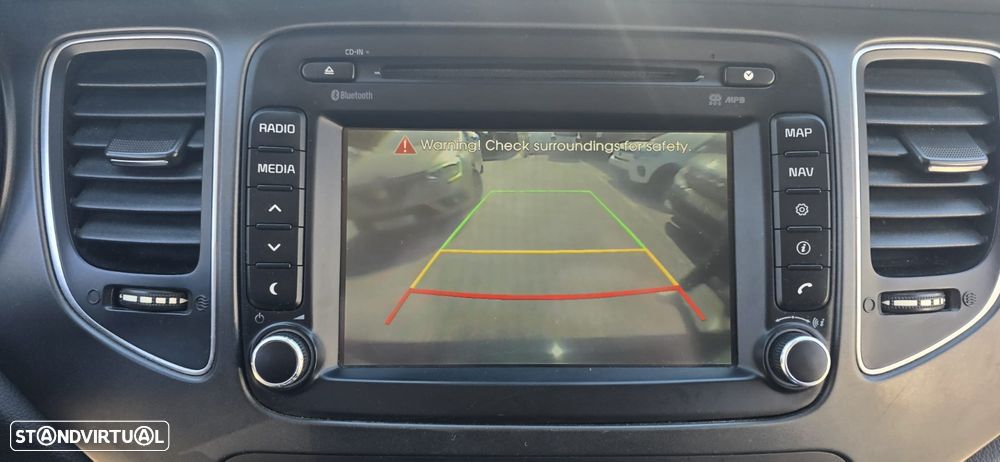 Kia Carens 1.7 CRDi ISG TX - 9