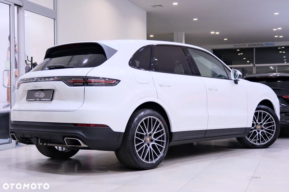 Porsche Cayenne Platinum Edition - 14