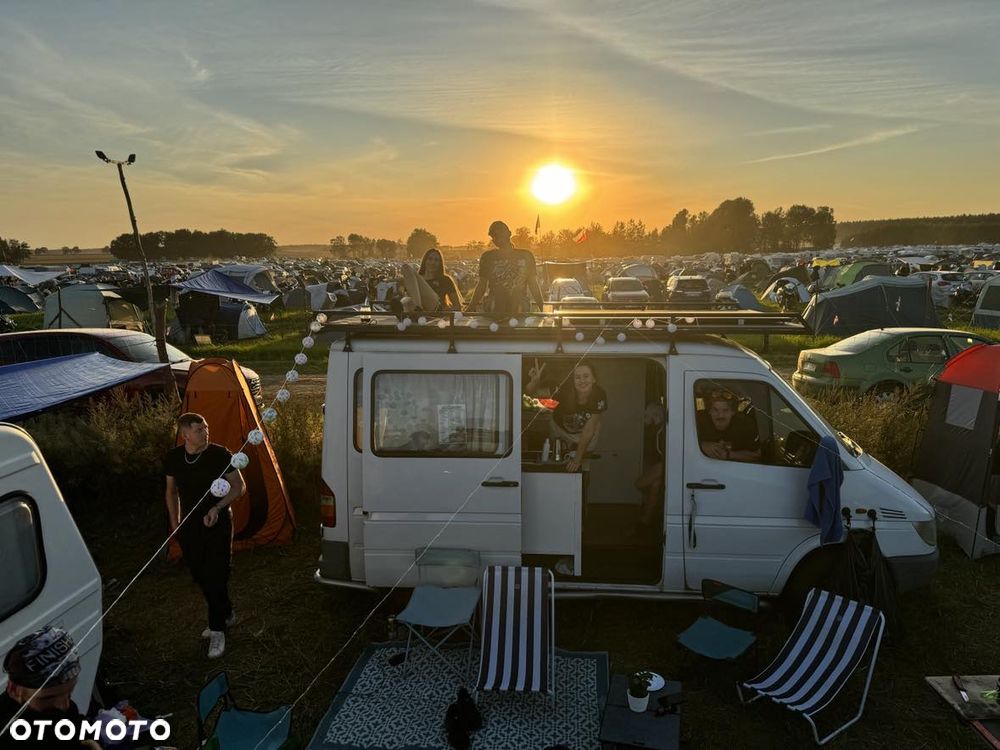 Mercedes-Benz Sprinter - 22