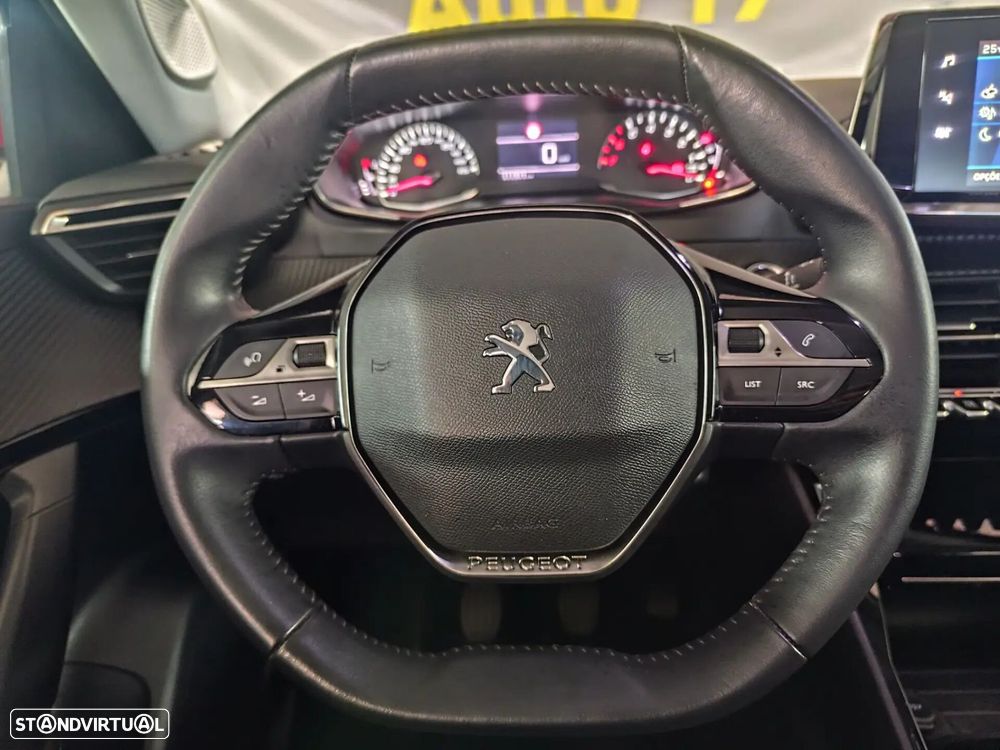 Peugeot 2008 1.2 PureTech Allure Pack - 8