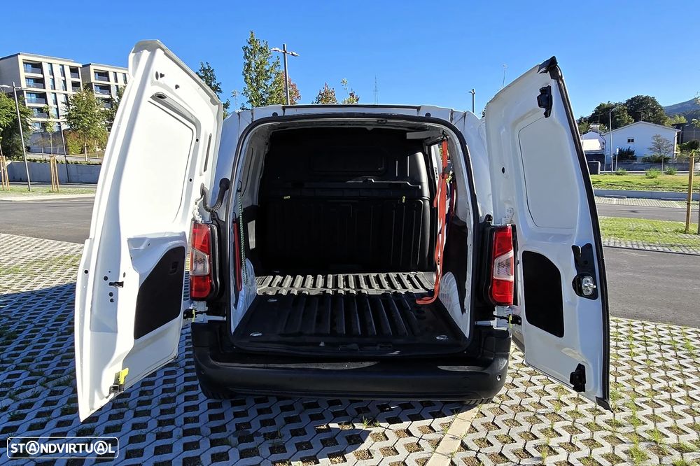Peugeot PARTNER STANDARD 1.5 BLUEHDI 100 3P - 46
