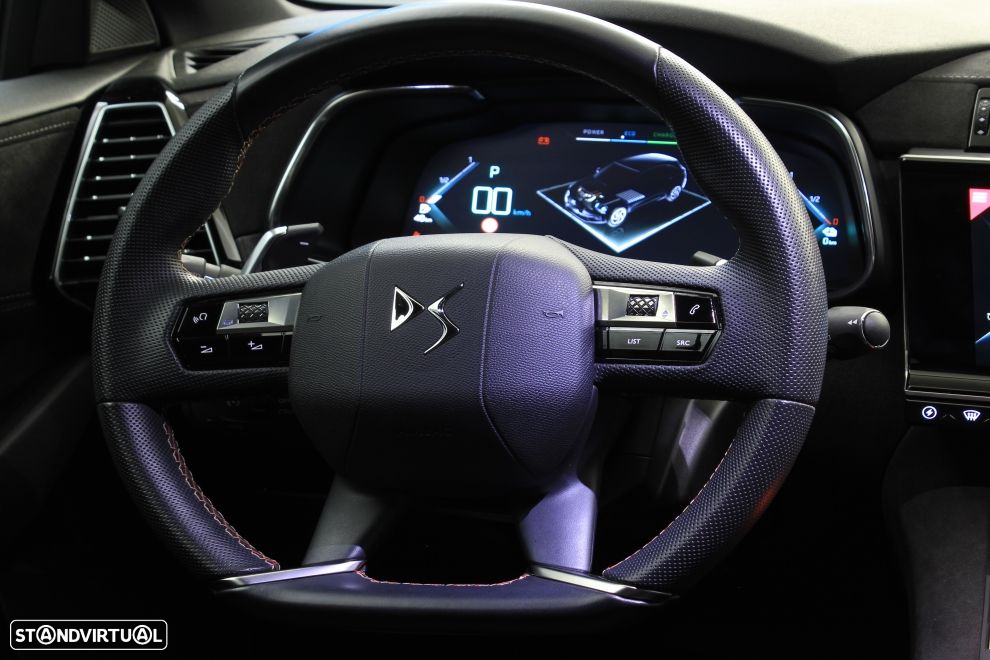 DS DS7 Crossback E-Tense Performance Line EAT8 - 18