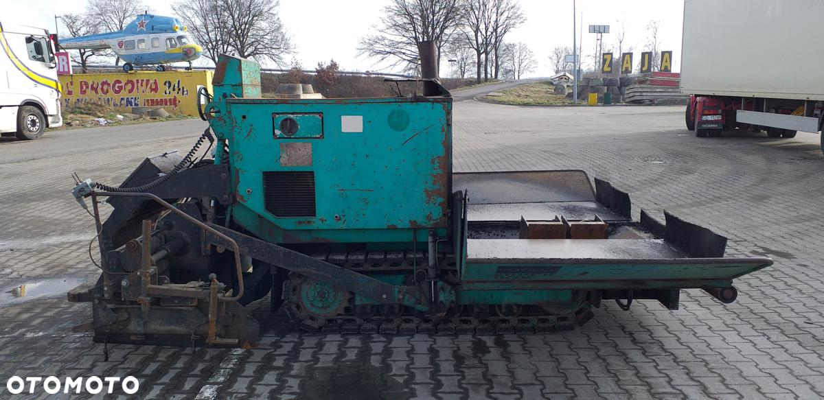 Vogele Rozścielacz do asfaltu VÖGELE 690 - 8