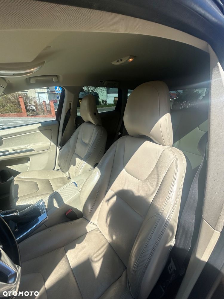 Volvo XC 60 2.4D AWD - 7