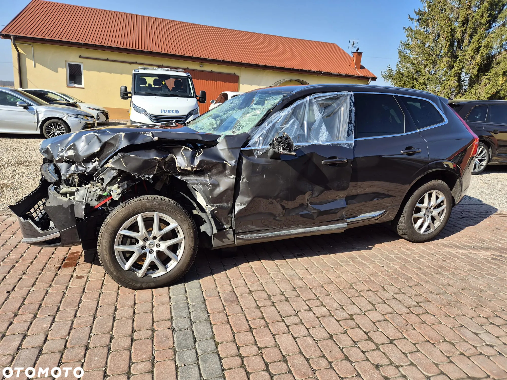 Volvo XC 60 B4 B Plus Bright - 9