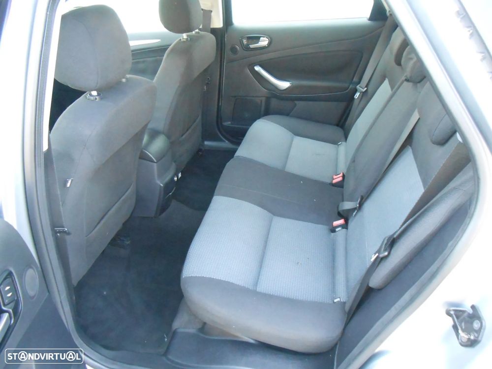Ford Mondeo SW 1.8 TDCi ECOnetic - 22