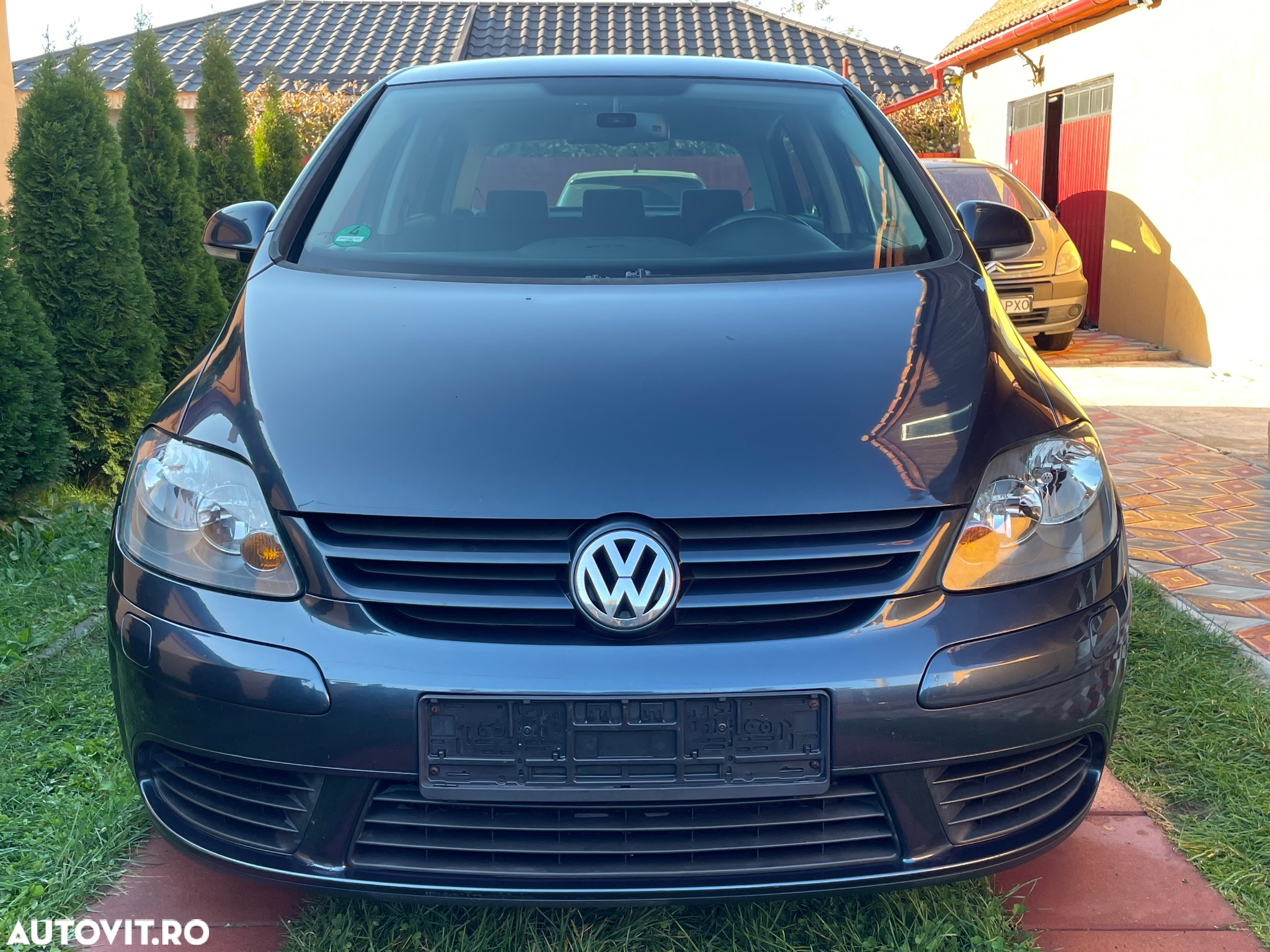 Volkswagen Golf Plus 1.9 TDI Comfortline - 11