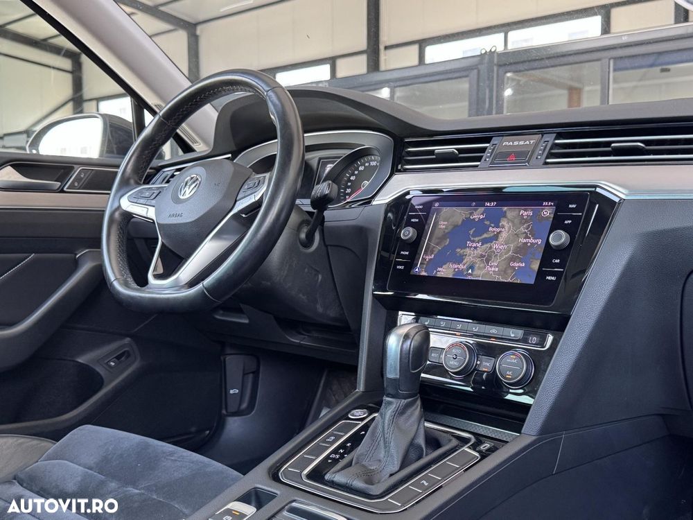 Volkswagen Passat - 10