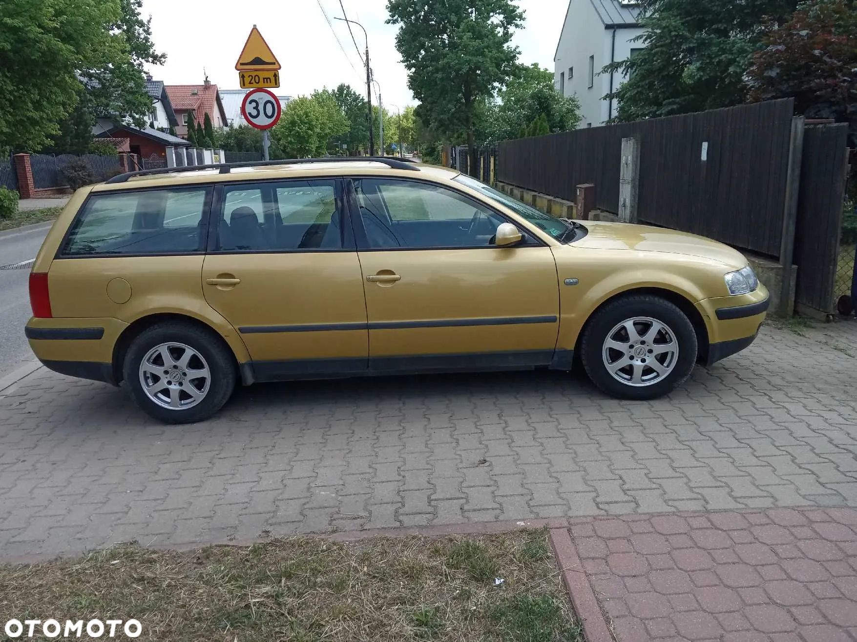 Volkswagen Passat 1.9 TDI - 1