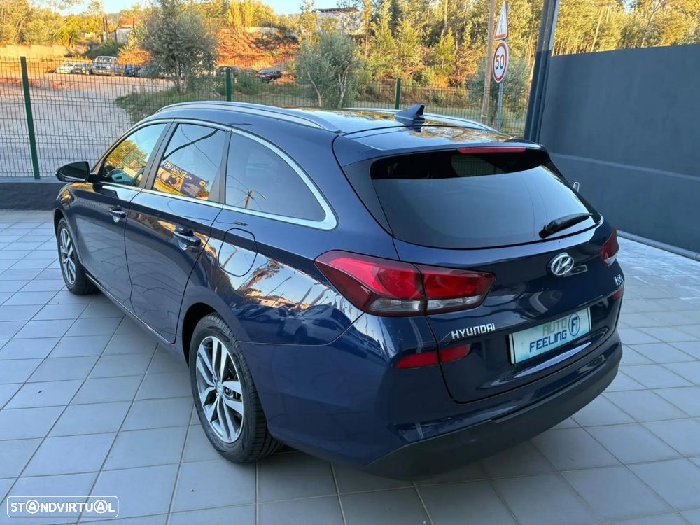 Hyundai i30 1.6 CRDi STyle - 3