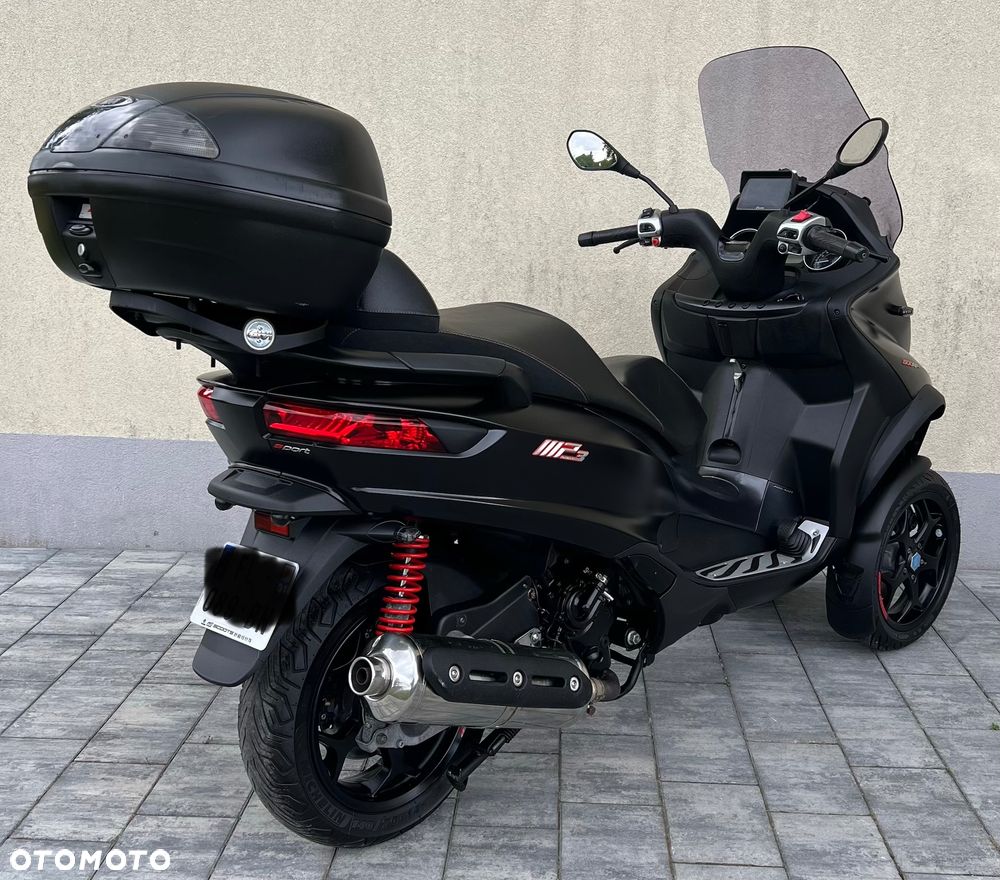 Piaggio MP-3 - 7