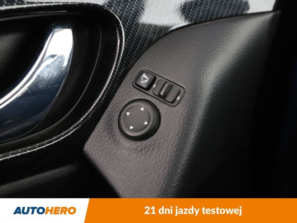 Nissan X-Trail 2.0 dCi Tekna Xtronic 4WD - 35