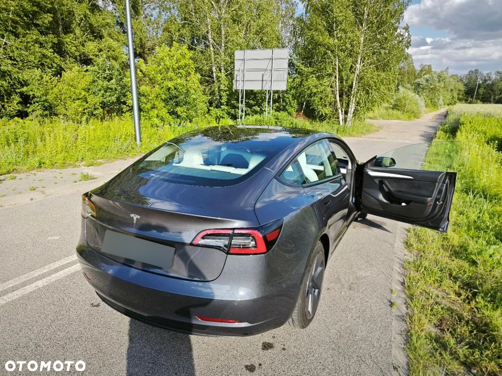 Tesla Model 3 Long Range AWD - 13