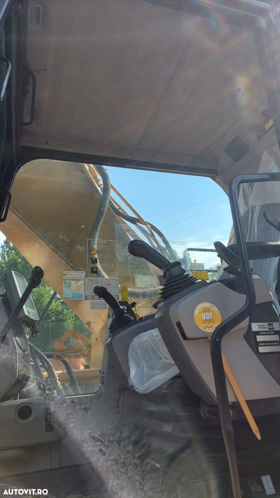 Caterpillar CAT 330 FLN Excavator pe șenile - 8