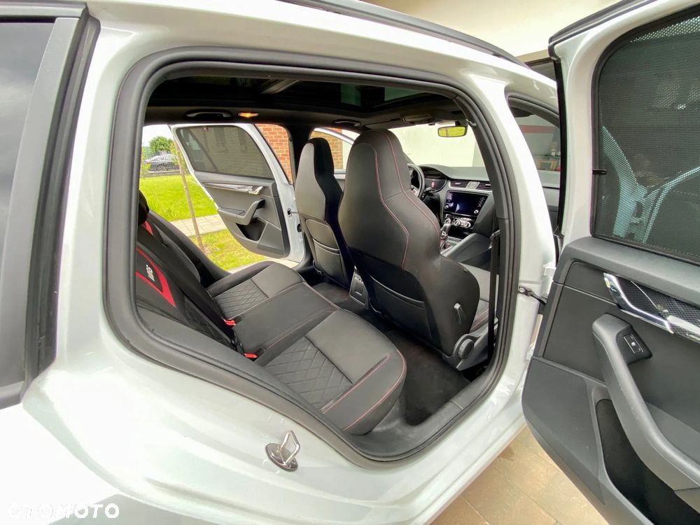 Skoda Octavia 2.0 TSI RS 245 DSG - 15