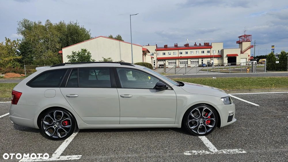 Skoda Octavia 2.0 TDI RS - 6