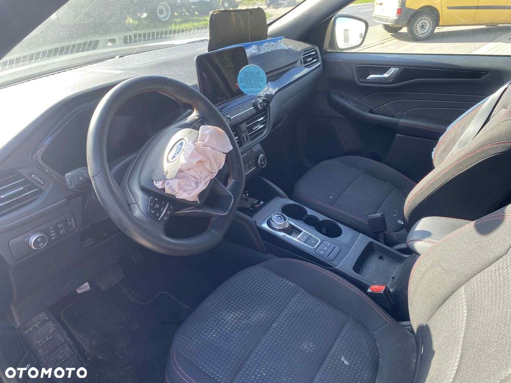 Ford Kuga 2.5 FHEV FWD ST-Line eCVT - 11