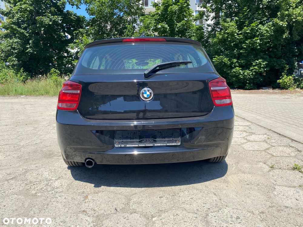 BMW Seria 1 116i - 4
