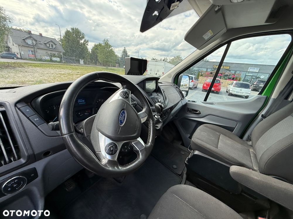 Ford Transit - 13