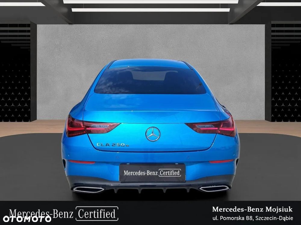 Mercedes-Benz CLA - 6