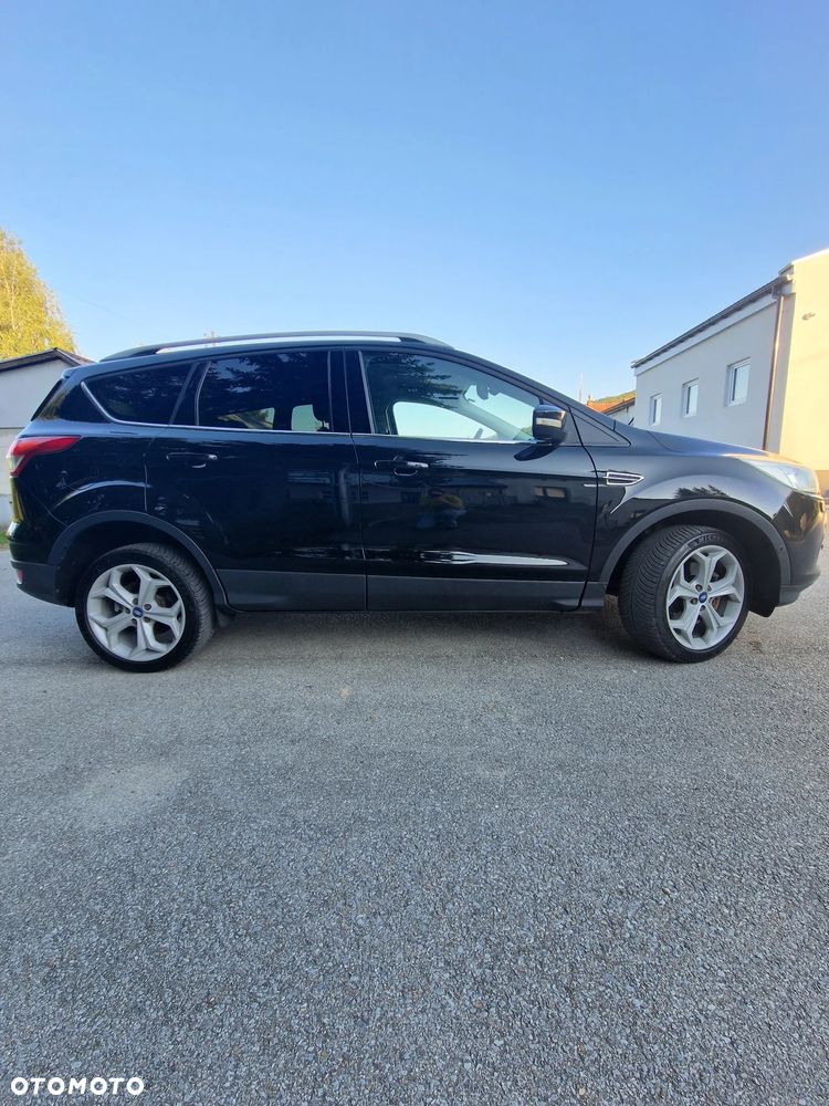 Ford Kuga 2.0 TDCi 4WD Titanium - 27