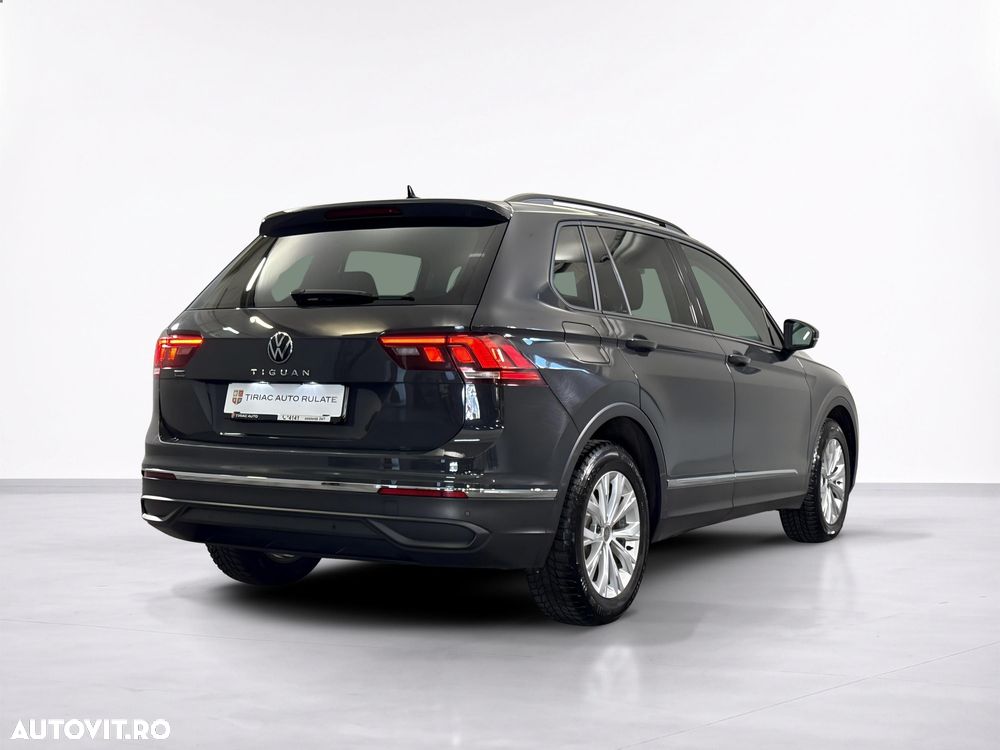Volkswagen Tiguan - 6