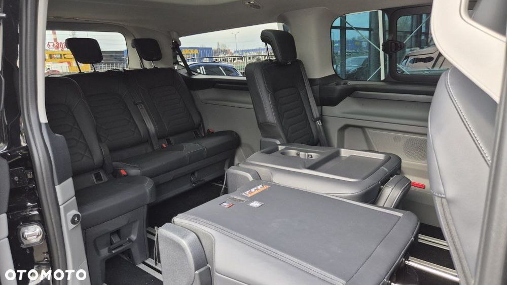 Ford Tourneo Custom - 13