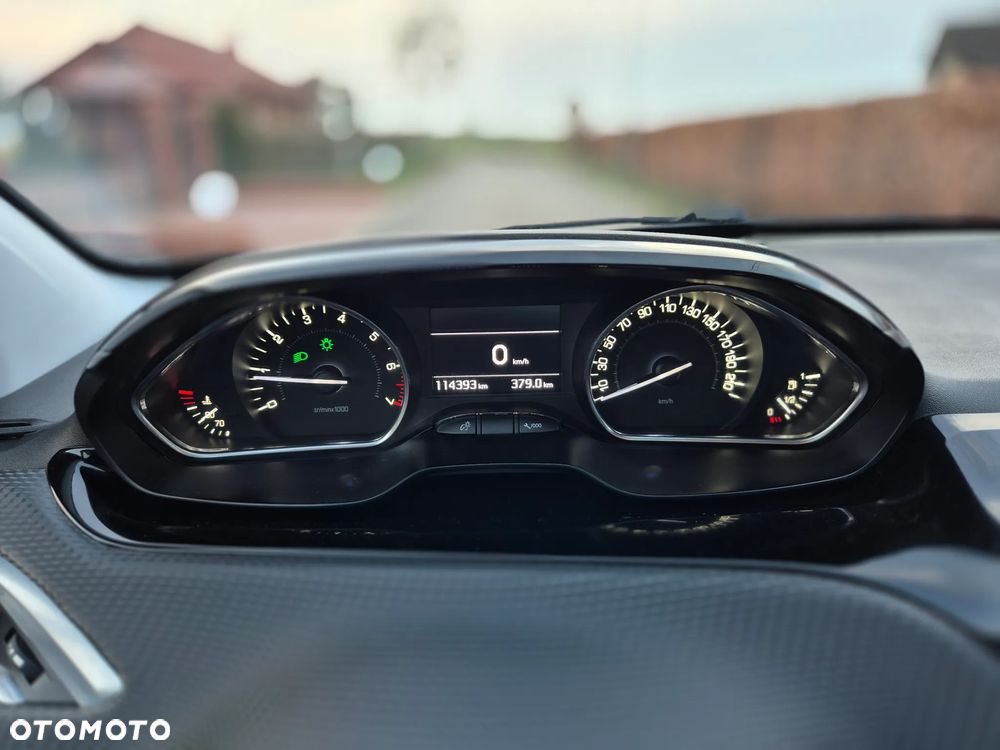 Peugeot 2008 PureTech 82 Style - 30