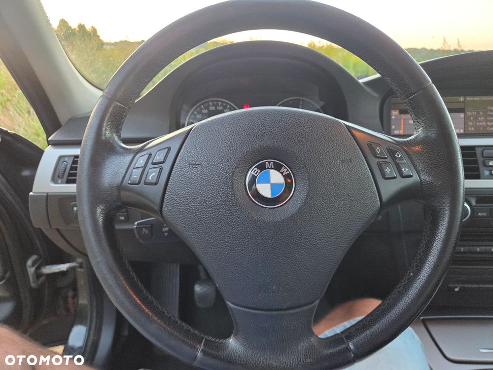 BMW Seria 3 320d - 13