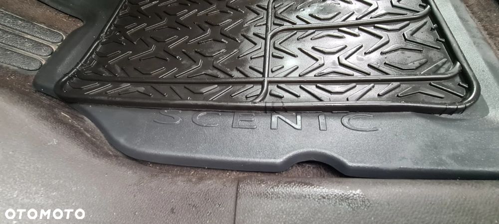 Renault Scenic 1.4 16V TCE Privilege - 14