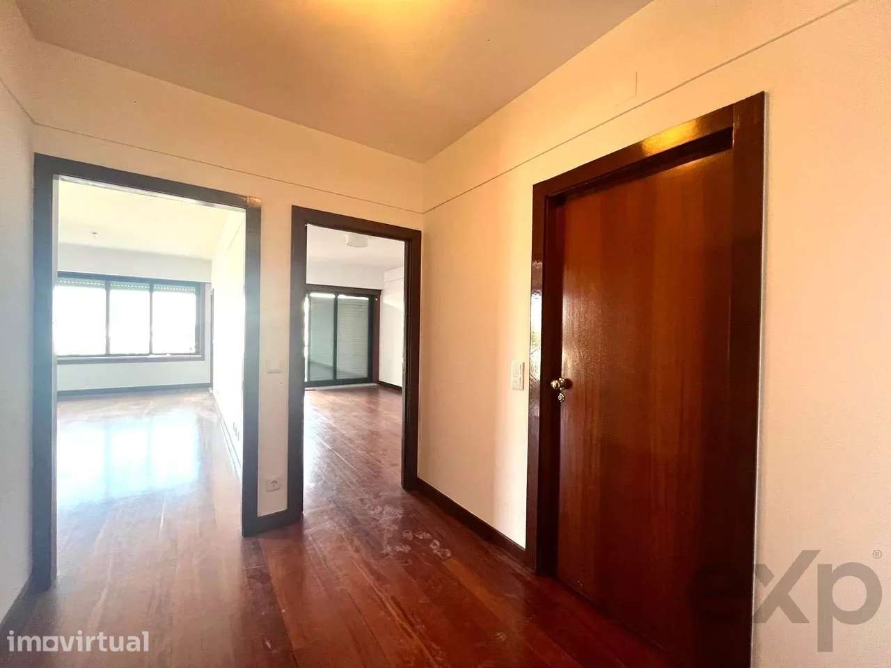 T1 último andar com terraço de 88,4 m², varanda e vista mar — Foz / Ne - Grande imagem: 4/14