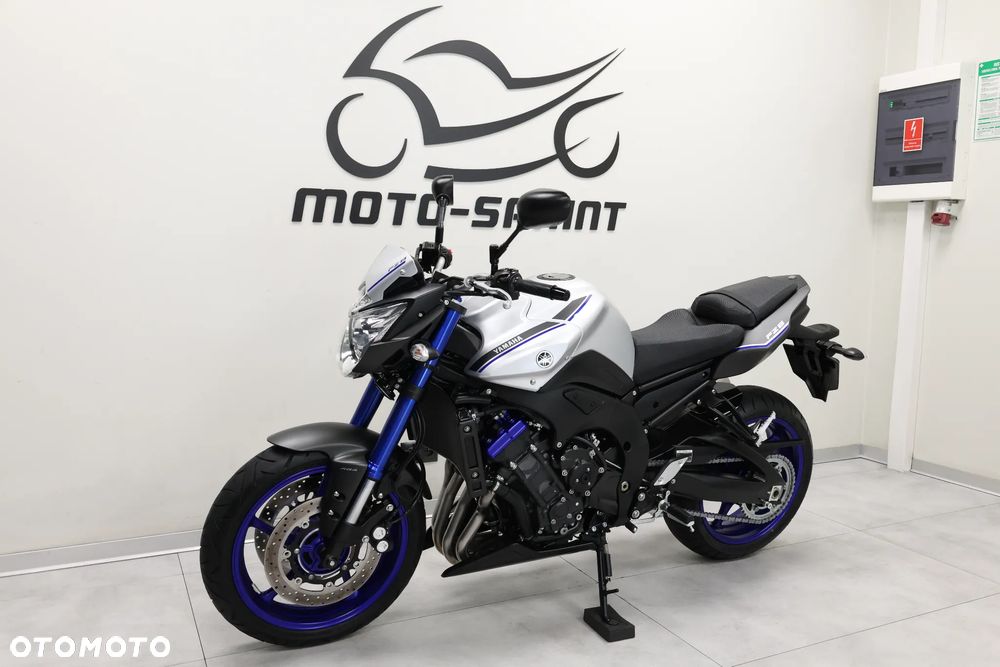 Yamaha FZ8 - 5