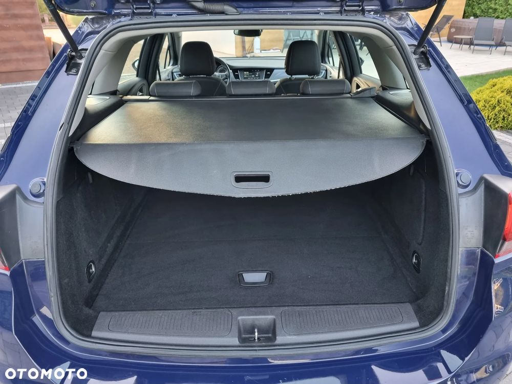 Opel Astra 1.6 CDTI Cosmo - 23