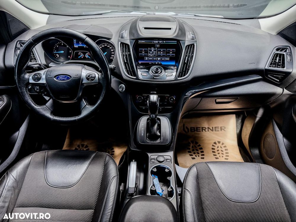 Ford Kuga 2.0 TDCi 4x4 Aut. Titanium - 16