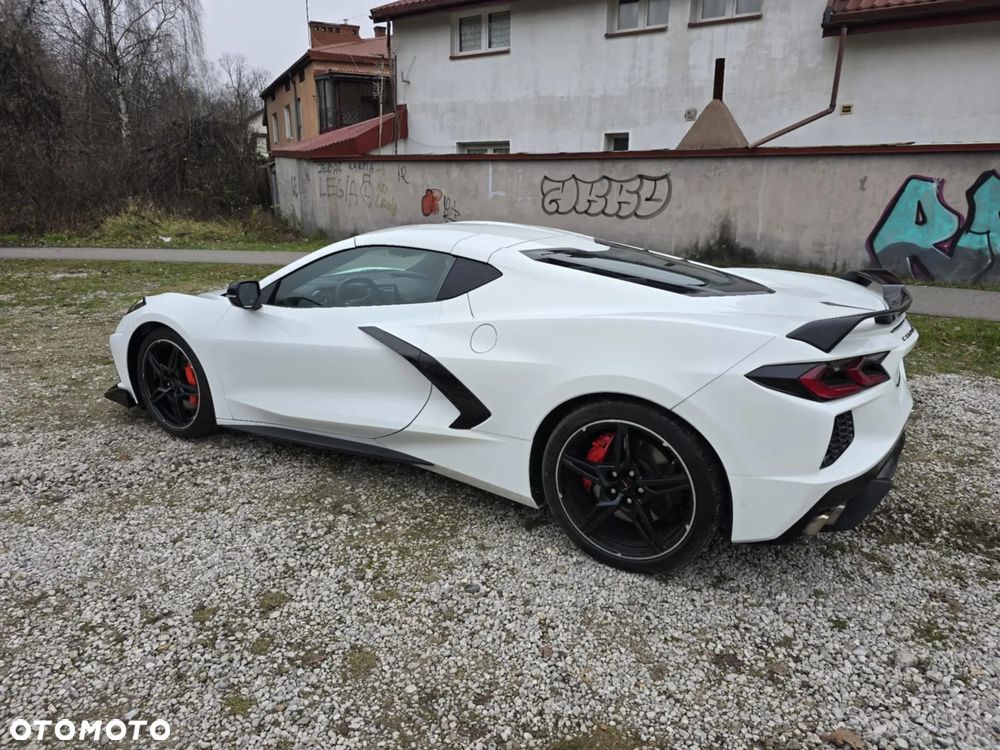 Chevrolet Corvette - 2