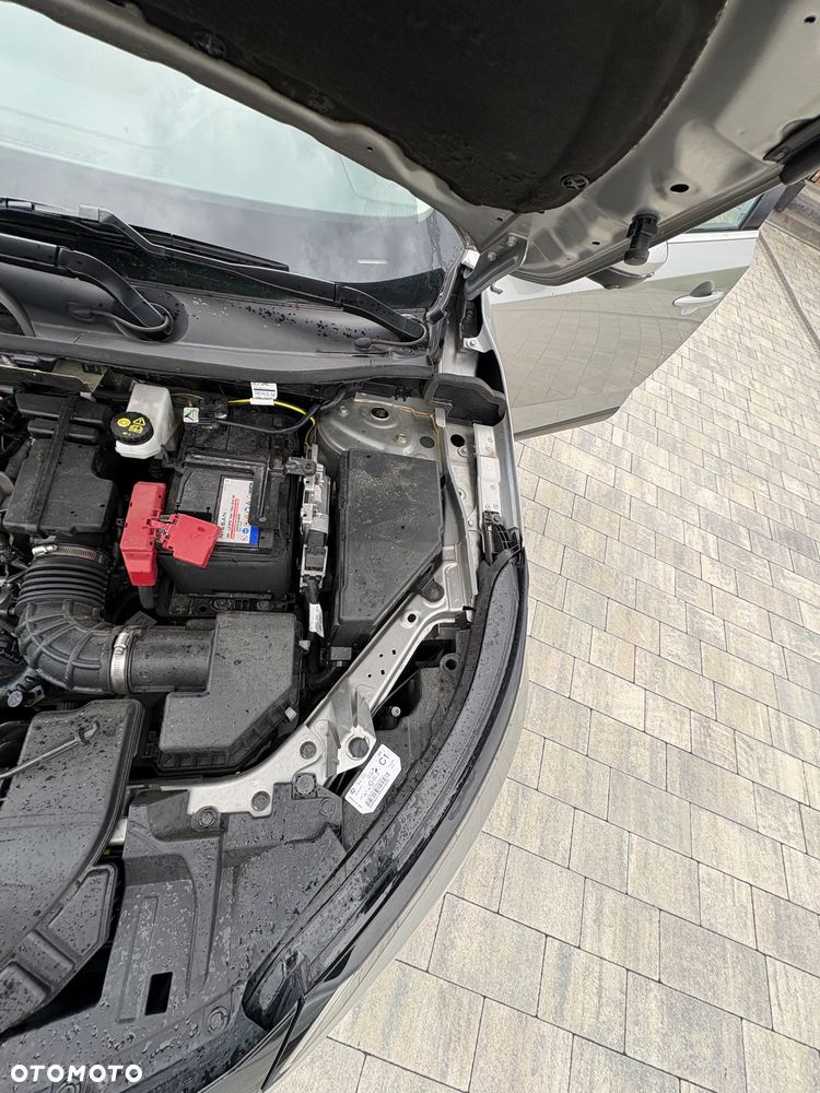 Nissan Qashqai 1.3 DIG-T MHEV Premiere Edition Xtronic - 22