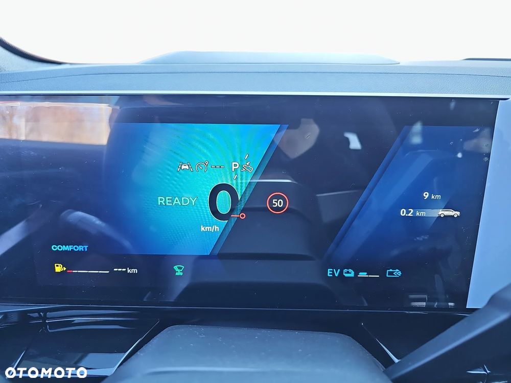 Renault Espace 1.2 E-Tech Full Hybrid 200 Iconic MMT 5os - 17
