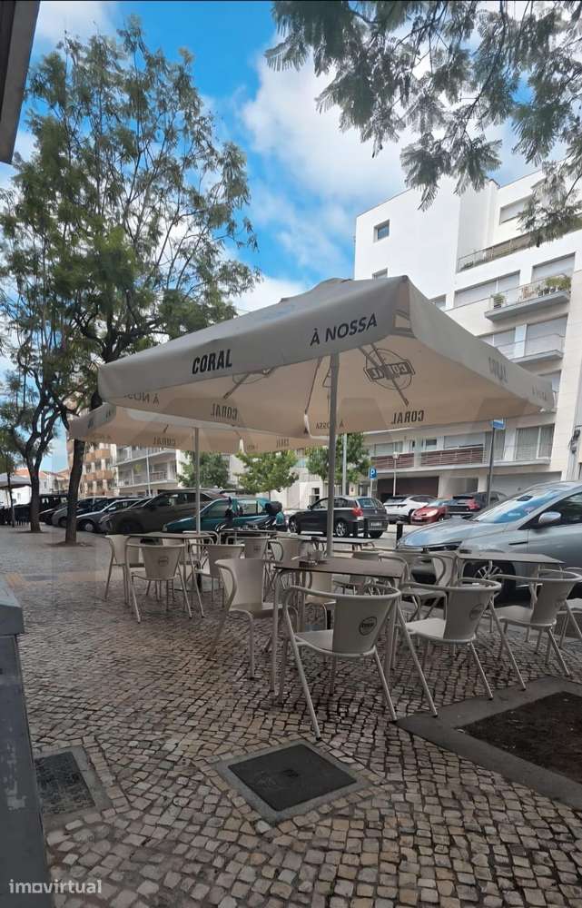 Trespasse — Restaurante com Esplanada no Centro de Coimbra - Grande imagem: 2/13